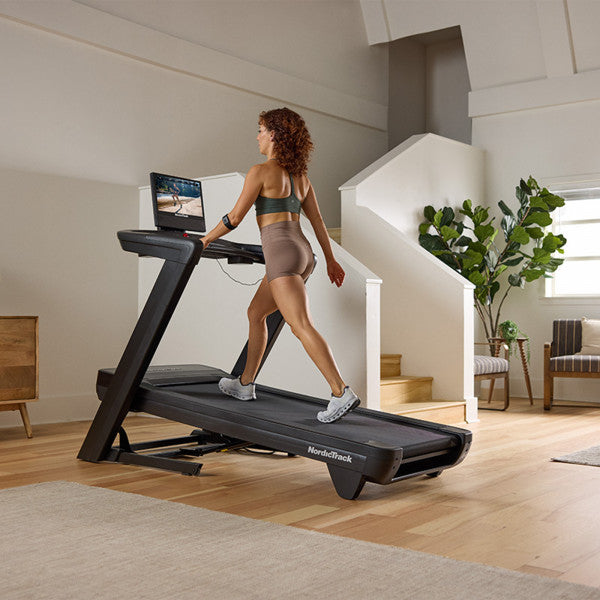 Commercial 1750 Treadmill